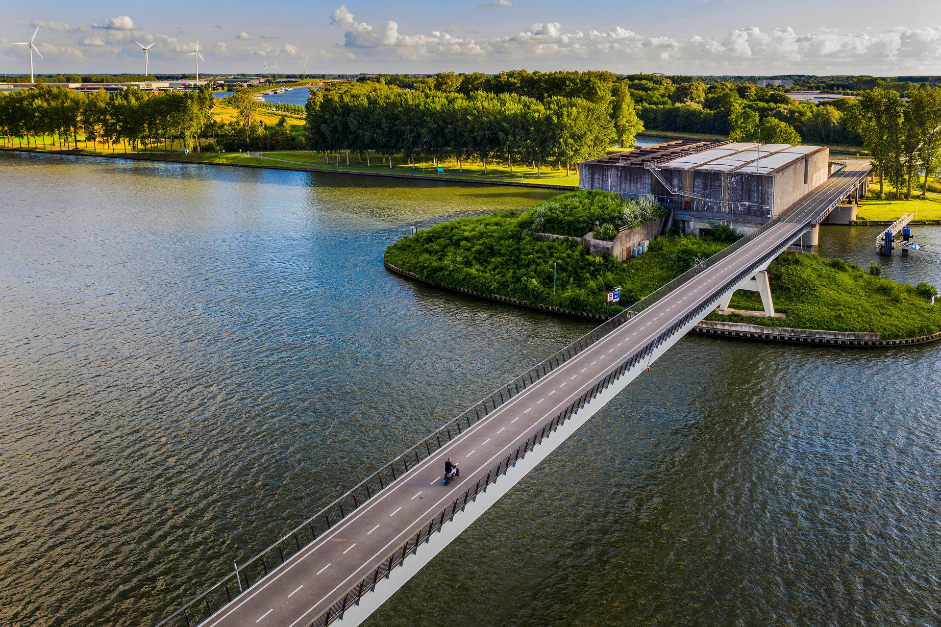 Fietsbrug